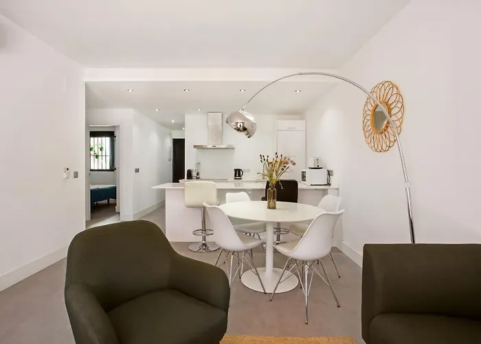 Apartment Modern 3 Bed In Puerto Banus, *