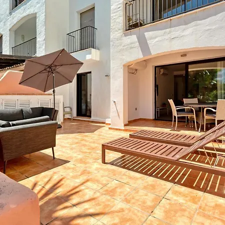 Apartment Modern 3 Bed In Puerto Banus,