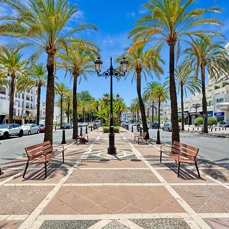 Modern 3 Bed In Puerto Banus, * 马尔韦利亚