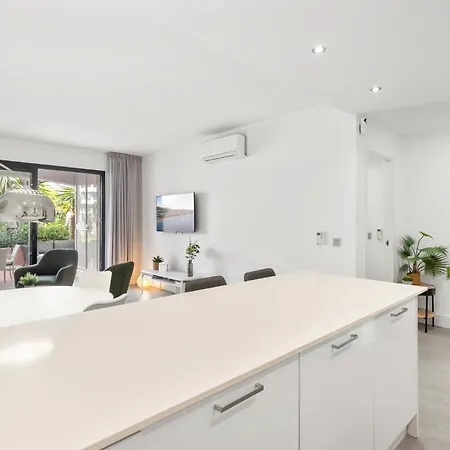 Modern 3 Bed In Puerto Banus, شقة ماربيا