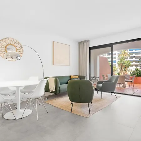 شقة Modern 3 Bed In Puerto Banus,