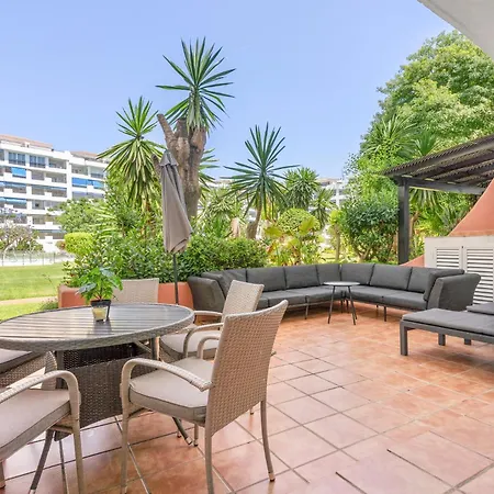 Modern 3 Bed In Puerto Banus, ماربيا