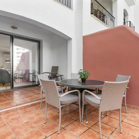 شقة Modern 3 Bed In Puerto Banus, ماربيا