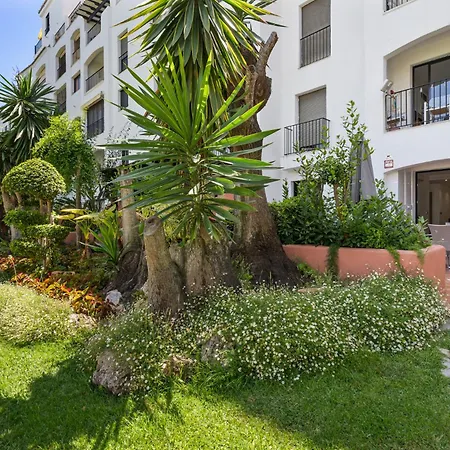 Modern 3 Bed In Puerto Banus, *