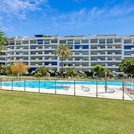 Modern 3 Bed In Puerto Banus, Apartament Marbella
