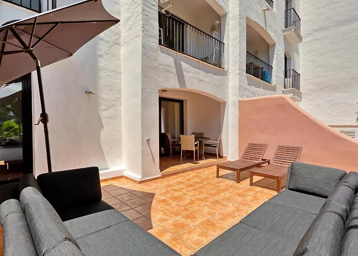 Modern 3 Bed In Puerto Banus, *