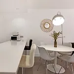 Modern 3 Bed In Puerto Banus, Daire *