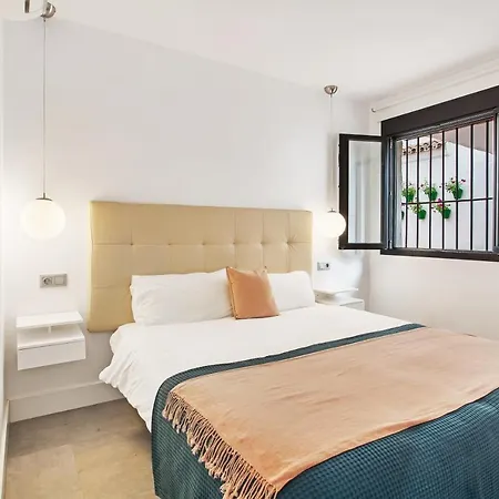 公寓 Modern 3 Bed In Puerto Banus, 马尔韦利亚